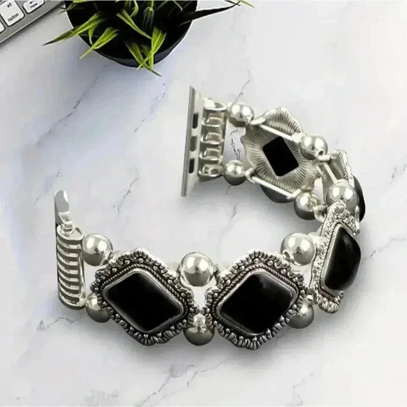 Chic Stainless Steel Apple Watch Band - Picture 4 of 5